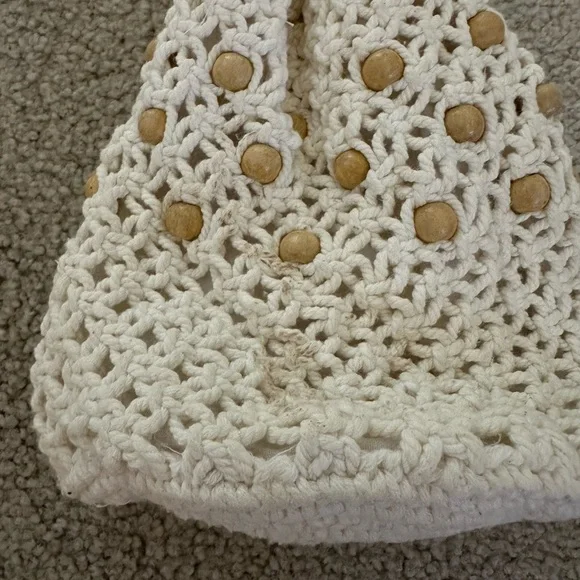 Adorable Woven Beaded Bag - Picture 2 of 14